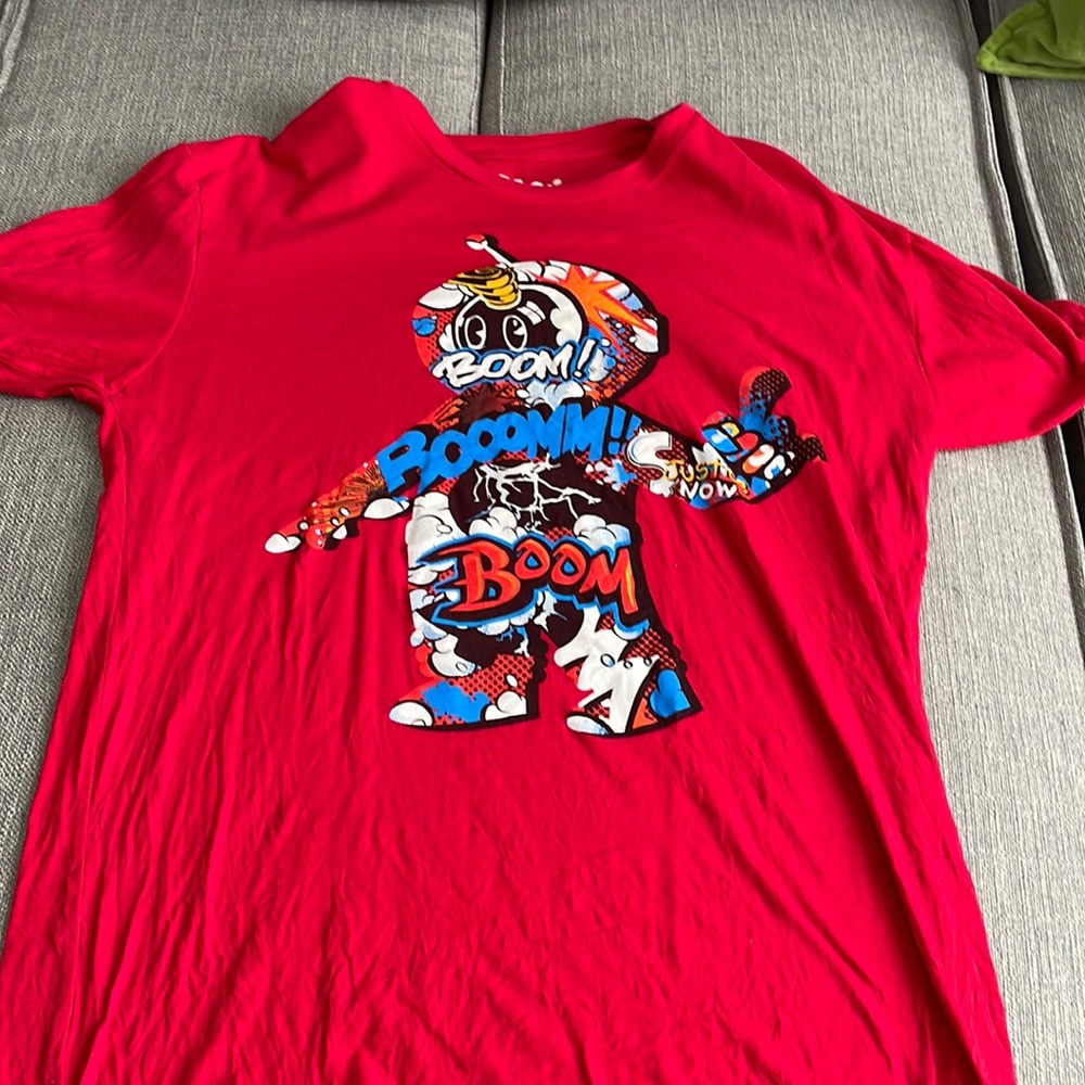 Red shirt